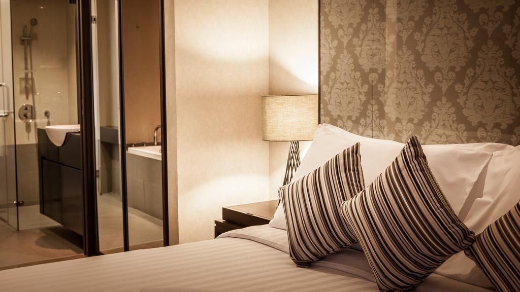 Arcadia Residence Ploenchit By Compass Hospitality Bangkok Room photo